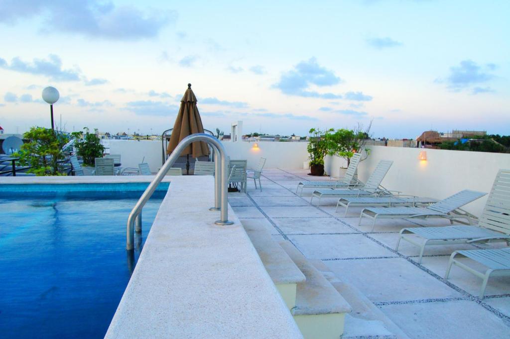 פלאייה דל כרמן Hotel Los Itzaes By 5Th Av מראה חיצוני תמונה